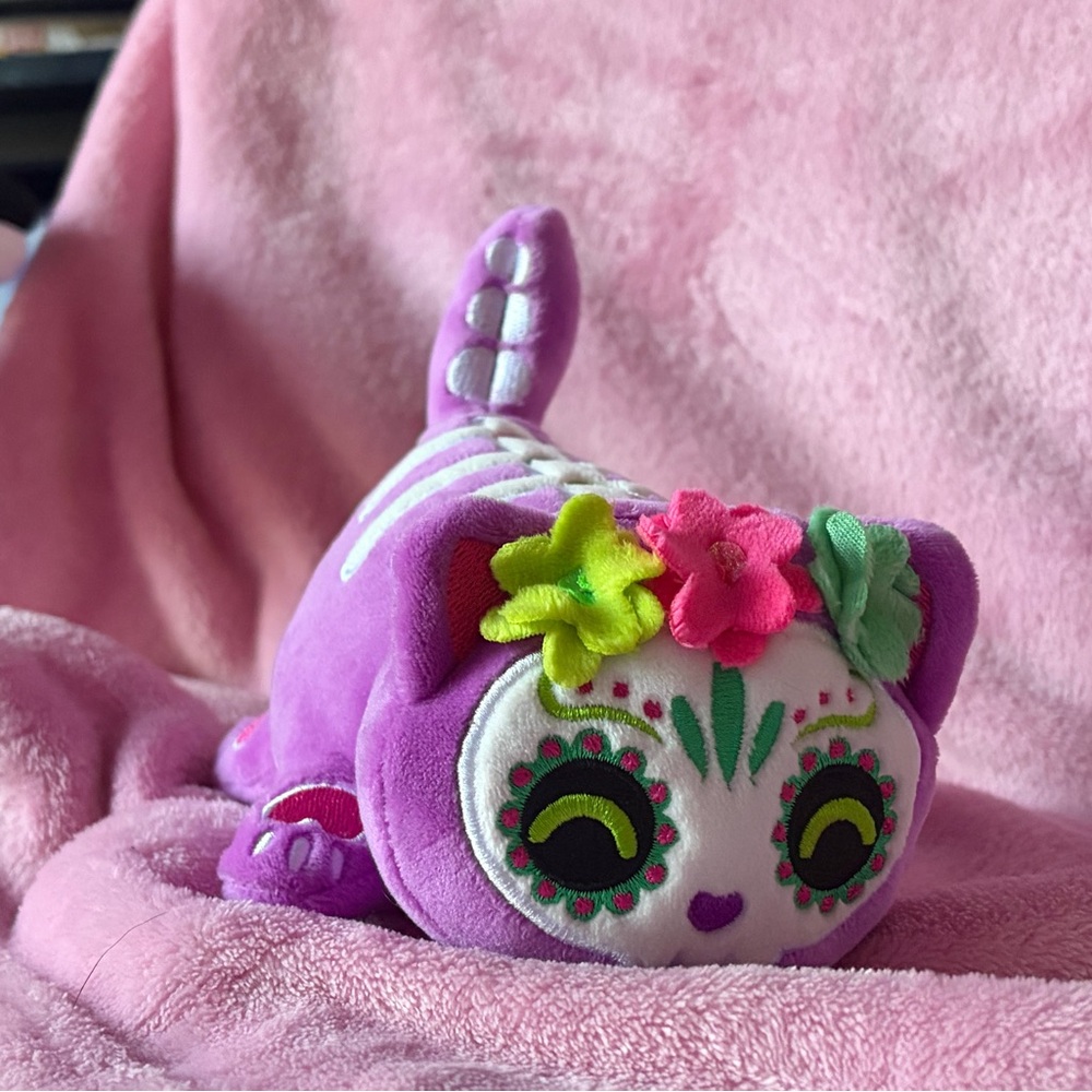 Official aphmau sugar skull cat plush